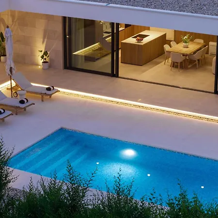 Gorgeous In Holiday home Privlaka (Zadar)