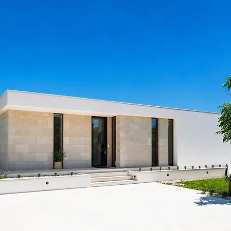 Gorgeous In Privlaka (Zadar)