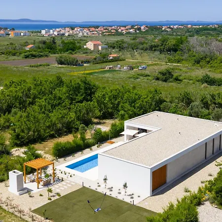 Gorgeous In Holiday home *